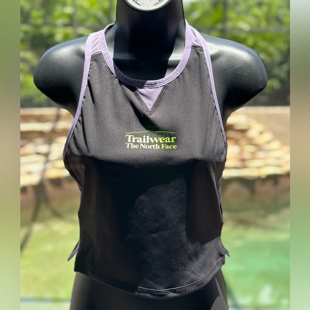 NORTH FACE TRAILWEAR QTM BRA TANK (M)
